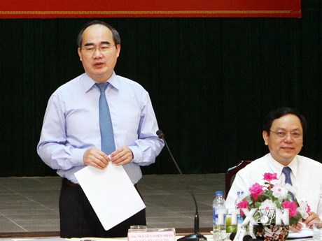 Ông Nguyễn Thiện Nhân khảo sát đề án dân chấm điểm chính quyền