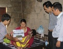Quảng Trị: Trao hơn 85 triệu đồng đến em gái bị bệnh tật phá hủy gần hết khuôn mặt