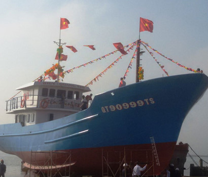 Hạ thủy tàu vỏ thép đầu tiên tại Quảng Trị